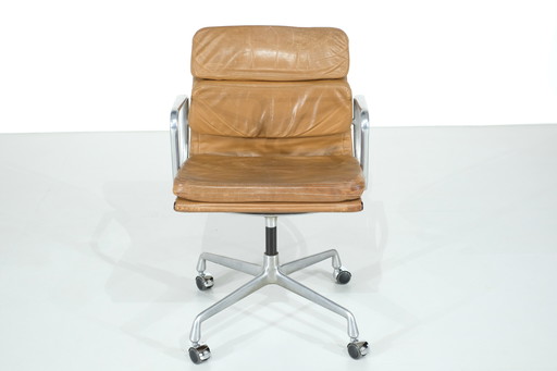 Soft Pad par Charles et Ray Eames pour Herman Miller - années 1970