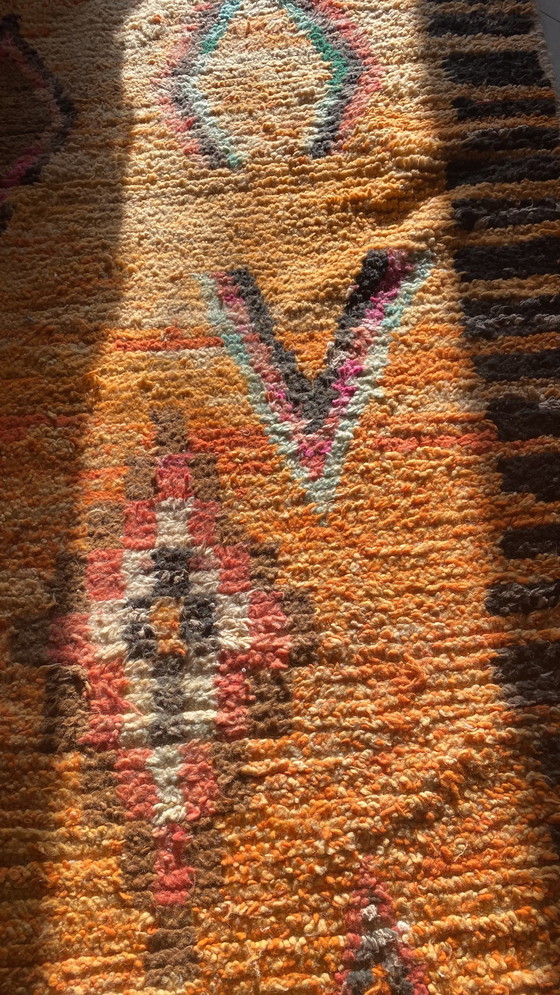 Image 1 of Tappeto berbero unico delle montagne dell'Atlante - Trama tessuta a mano in lana (310 × 190 cm)