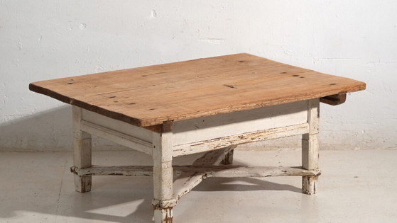 Tavolino basso antico effetto invecchiato in legno di pino – Europa Centrale, circa 1900 – Tavolini da caffè (photo 3 of 40)