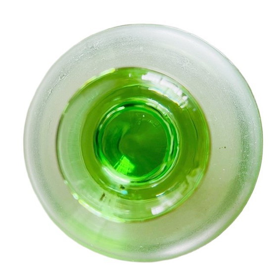 Image 1 of Boîte à poudre de style Art Déco verre vert mat années 1950