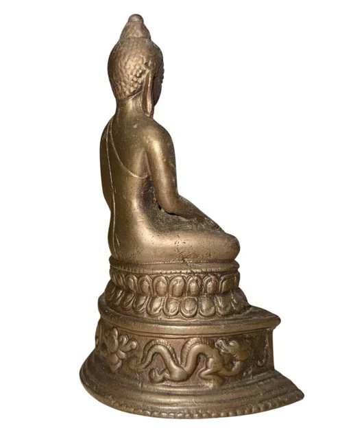 Antiker massiver Bronze-Reisealtar Shakyamuni Buddha im Pala-Stil mit Elefanten und Makara – ca. 14.-16. (photo 4 of 9)