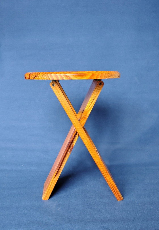 Vintage Stool – Metal, Wood (photo 5 of 15)