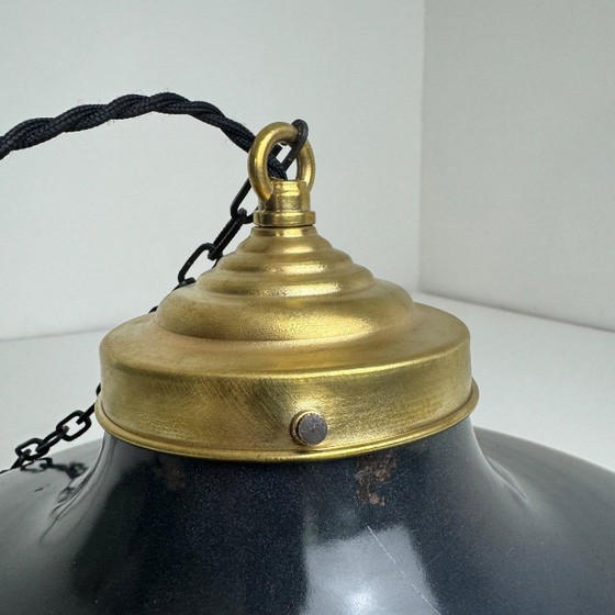 Image 1 of ANCIENNE SUSPENSION D’ATELIER EMAILLEE INDUSTRIELLE 40 CM 