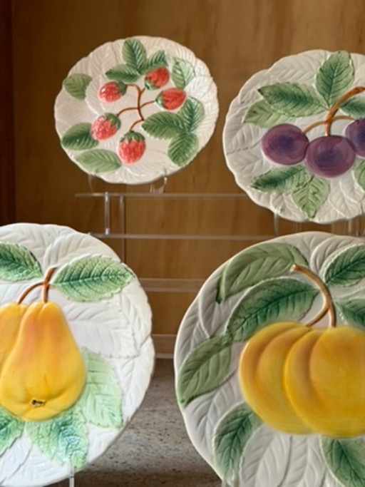 Piatti da frutta vintage in maiolica giapponese, set di 4, piatti da dessert in ceramica con decorazioni a (photo 2 of 19)