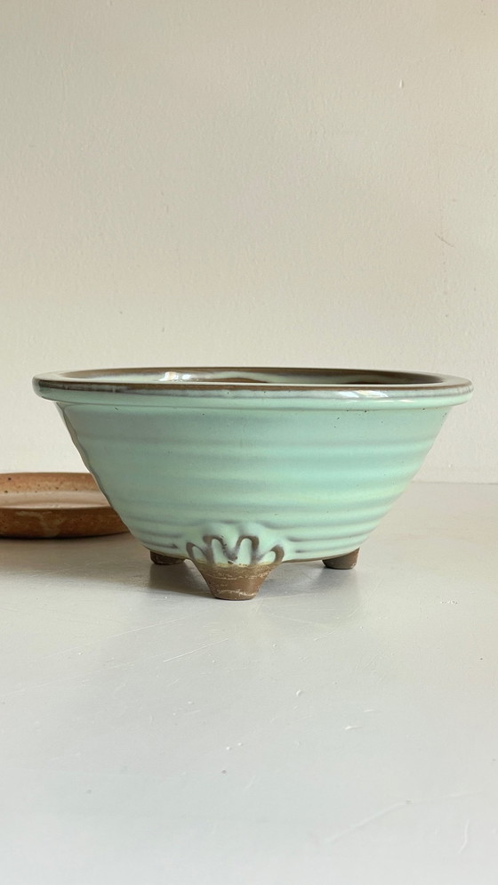 Image 1 of Vintage keramische driepoot pot en schotel