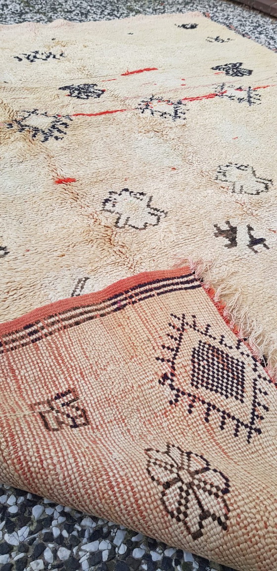 Image 1 of Alfombra bereber de lana anudada a mano, 191 x 157 cm