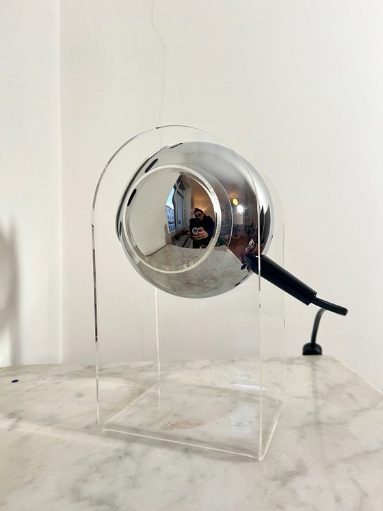 Image 1 of Lampada da tavolo vintage in acrilico Space Age di Gino Sarfatti per Arteluce, Italia, anni '60/'70