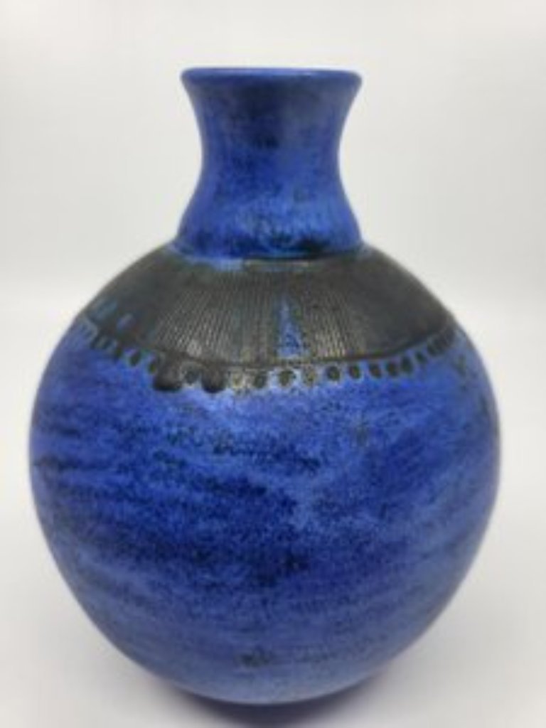 Bleu France 1970 Jacques Blin ceramic vase | €760 | Whoppah