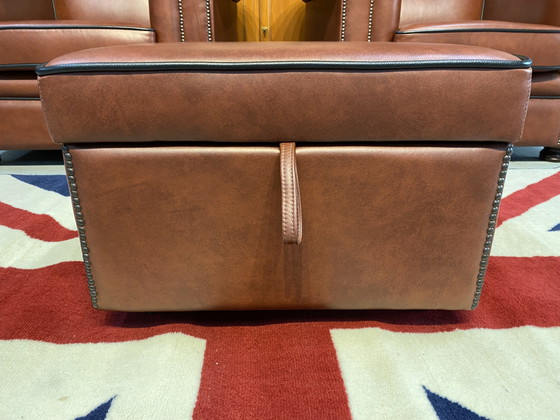 Springvale Chesterfield 3+1+1+ voetenbank bruin leer met zwarte bies – Banken, Leather, Wood (photo 12 of 15)