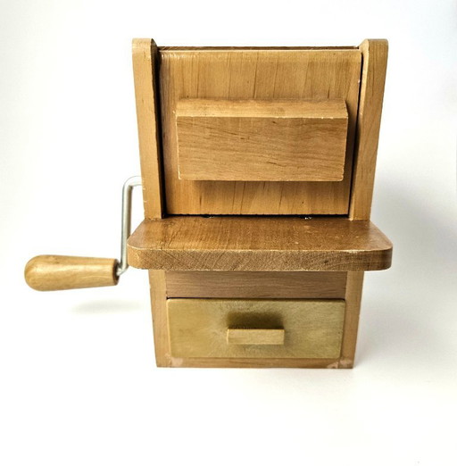 Rallador de queso parmesano de madera Cantoni, estilo italiano vintage | Diseño italiano de mediados de siglo