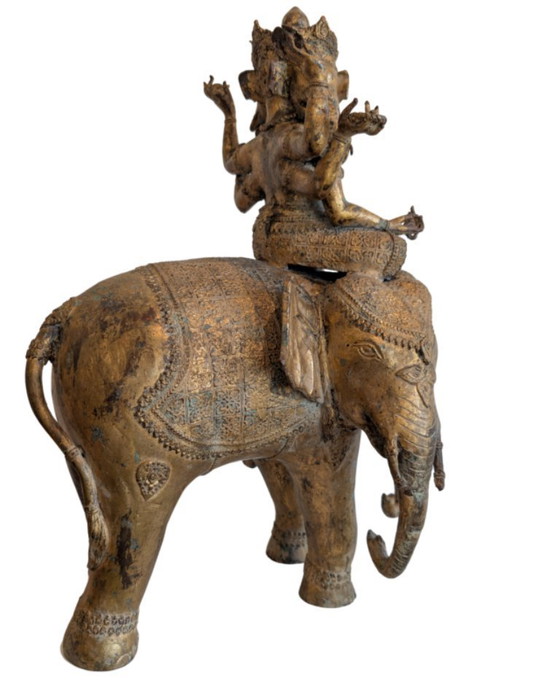 Image 1 of Raro Newar Ganesha del XVII/XVIII secolo su Airavata – Dorato a fuoco – 49 cm