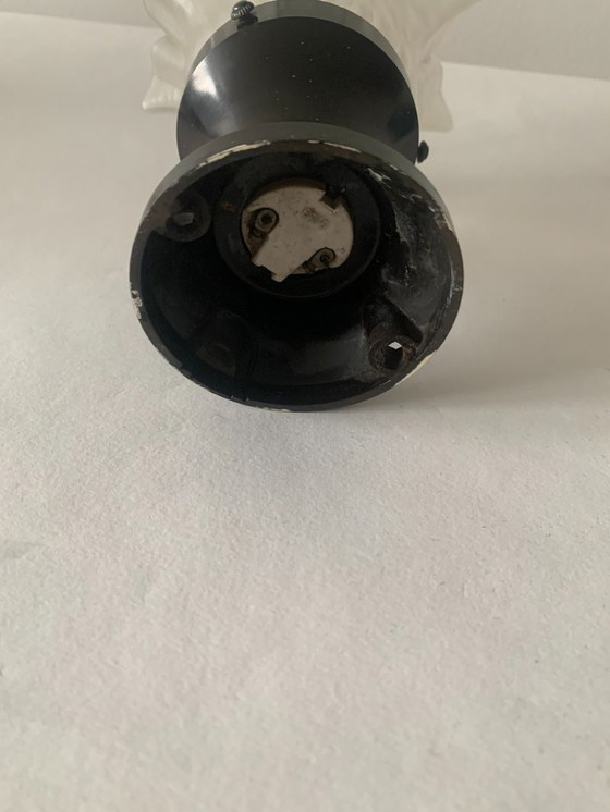 Image 1 of Deckenlampe aus Bakelit mit mattiertem Glasschirm aus den 1930er Jahren