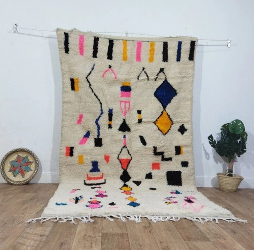 Berber Azilal wollen tapijt – 100% natuurlijke wol, handgemaakt (260 × 150 cm)