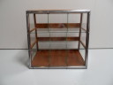 Vetrina da forno vintage con visoni