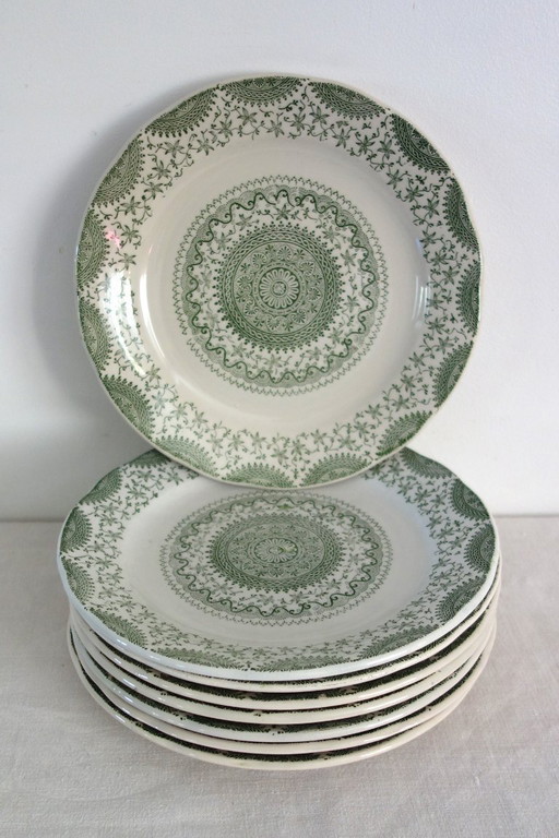 8 platos llanos de loza Fine Ware