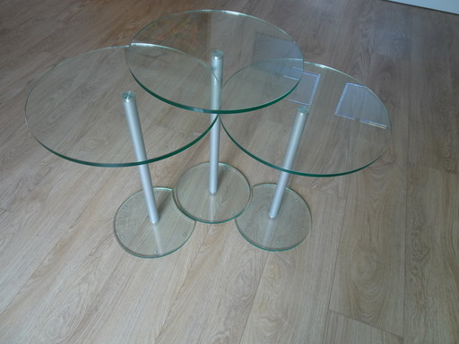 Ensemble de 3 tables d'appoint en verre