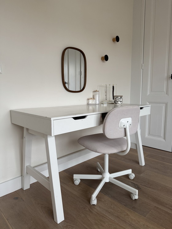 Image 1 of Ufficio Nikki van Woood