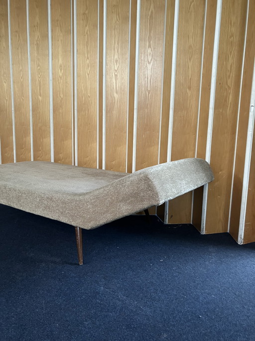 Vintage daybed