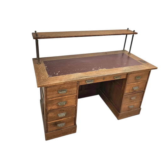 Victoriaans eiken bureau / Komgreep van P. & F. Corbin / jaren 20
