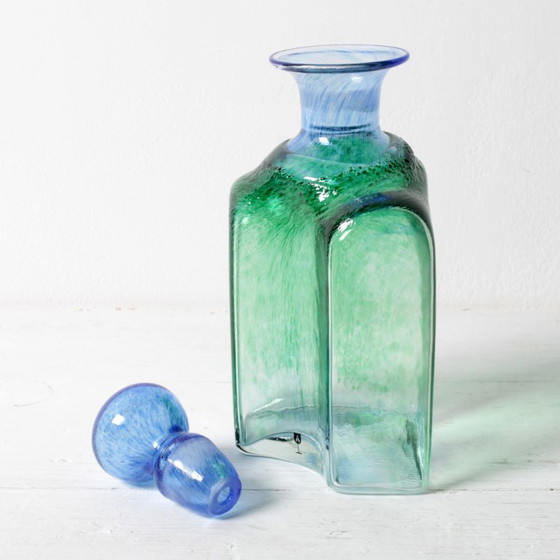 Decanter vintage in vetro verde e blu Antikva di Bertil Vallien / Bruksforshyttan / Svezia / 1994 (photo 5 of 17)