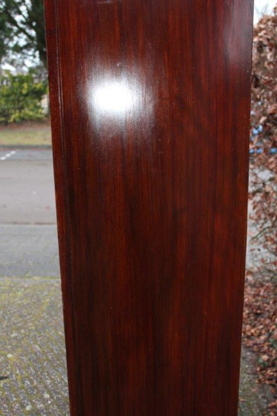 Image 1 of Armadio vintage in legno (anni 30-40) armadio per ragazze