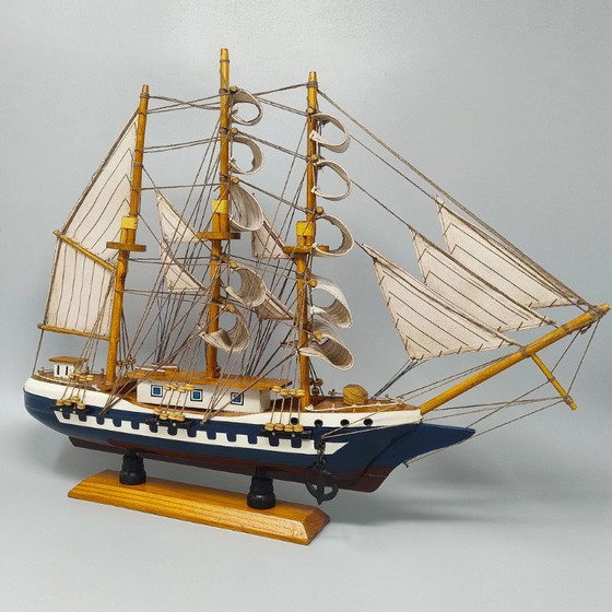 Erstaunliches Schiffsmodell aus den 1970er Jahren, „Circa Victoria 1828“. Hergestellt in England. (photo 4 of 9)