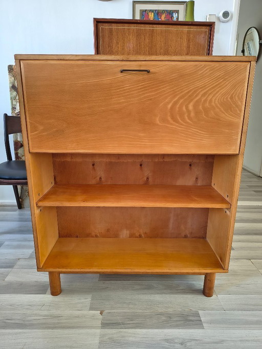 Mobile in legno vintage • Libreria e postazione di lavoro domestica