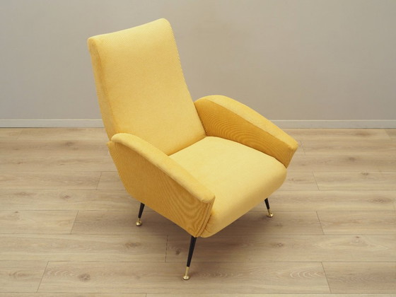 Image 1 of Poltrona gialla, design italiano, anni '70, produzione: Italia