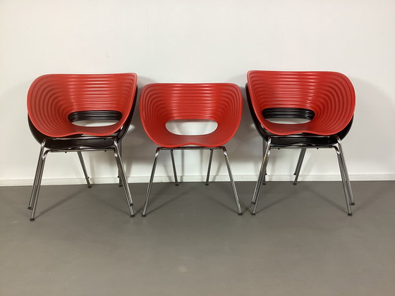 Image 1 of 5 sedie di design impilabili degli anni Novanta, in poliestere cromato