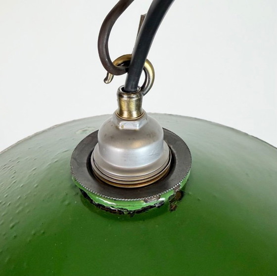 Image 1 of Industriële groene emaille lamp, jaren 1950