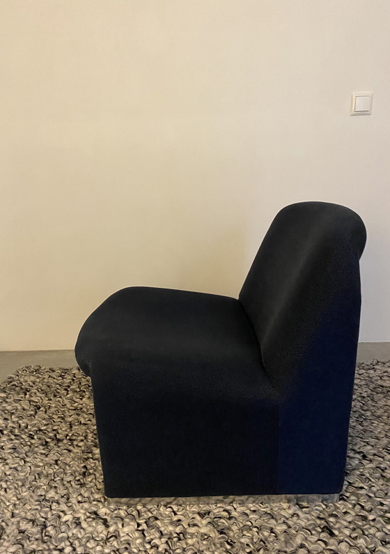 Image 1 of 2 Alky Artifort fauteuils