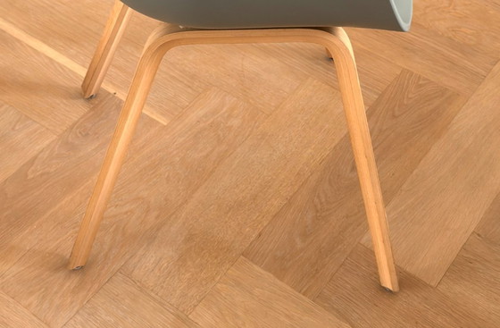 Image 1 of Chaises HAY AAC22 vertes – lot de 8, légères traces d'utilisation