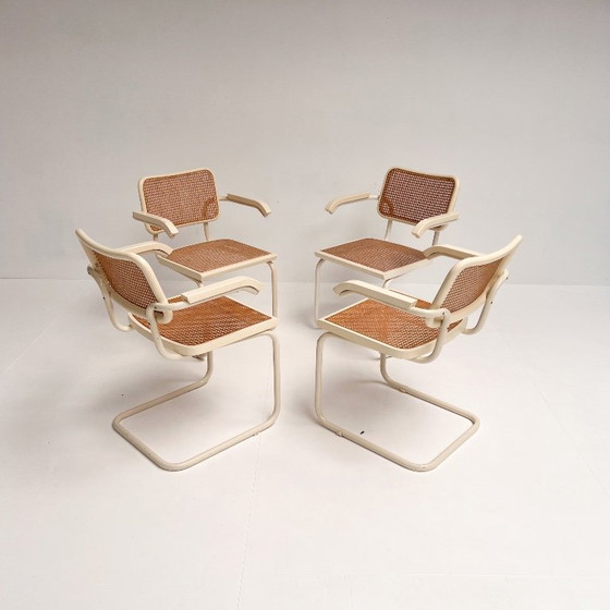 Image 1 of Ensemble de 4 chaises en sangle dans le style de Marcel Breuer, années 1980