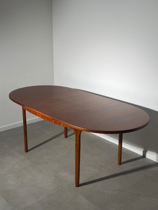 A.H. McIntosh Extendable Teak Dining Table – Mid-Century Modern – eettafels