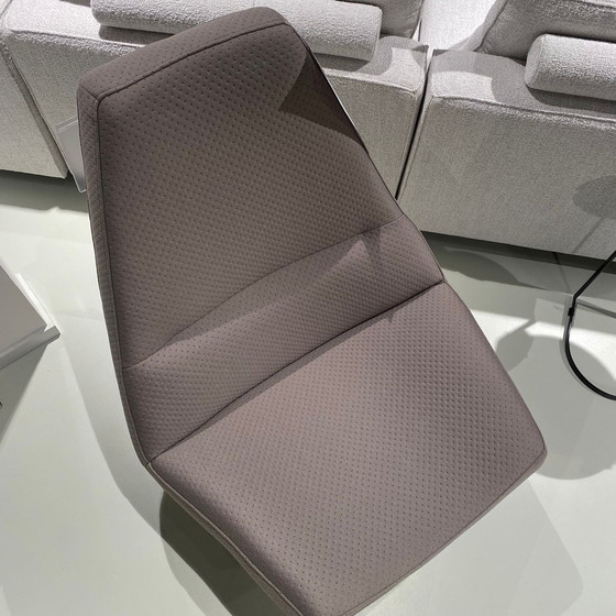 Image 1 of Fauteuil pivotant Madonna de Cartel Living