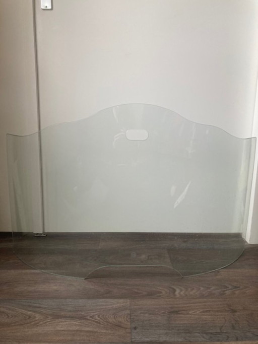 Gebogener Glasfunkenschutzschirm Pierre Frey