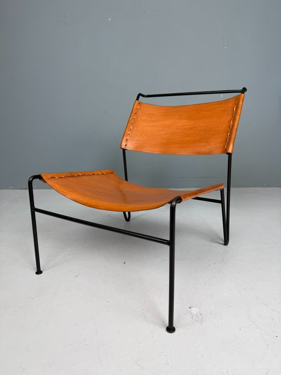 Image 1 of Fauteuil lounge A. Dolleman de Metz & Co, cuir et métal style milieu du XXe siècle