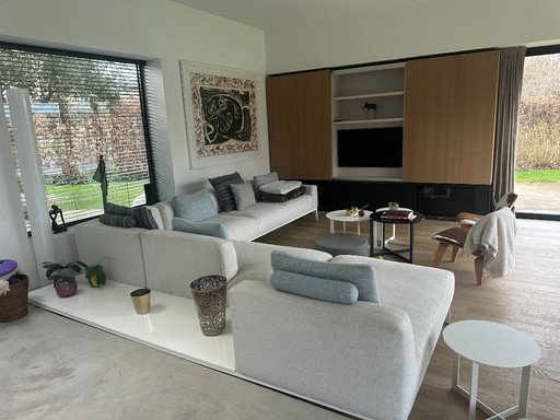 INDERA: Wunderschöner Designersessel. Belgisches Design.