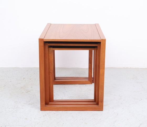Image 1 of Tavolini impilabili in teak di design danese, anni '70