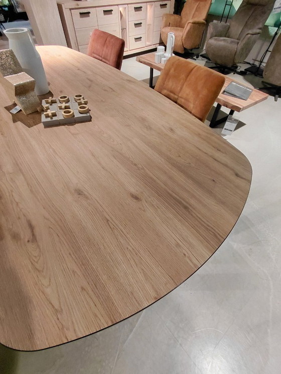 Image 1 of Mesa de comedor Avalox de Henders & Hazel