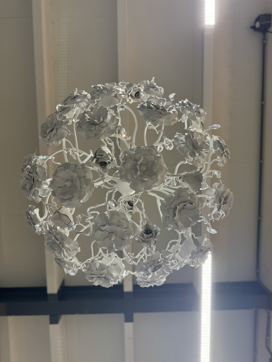 Image 1 of Marque van Egmond Love you Love you not Lustre blanc D100