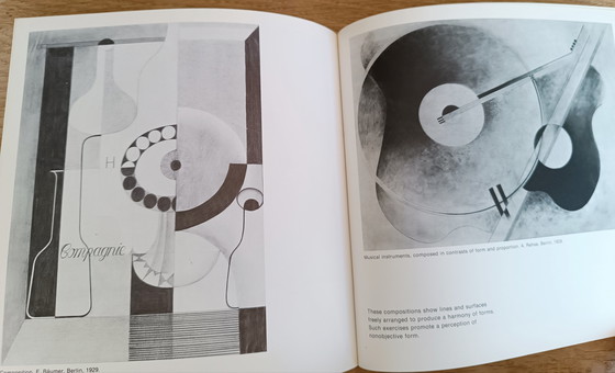 Image 1 of Design e forma: Il corso base del Bauhaus libro