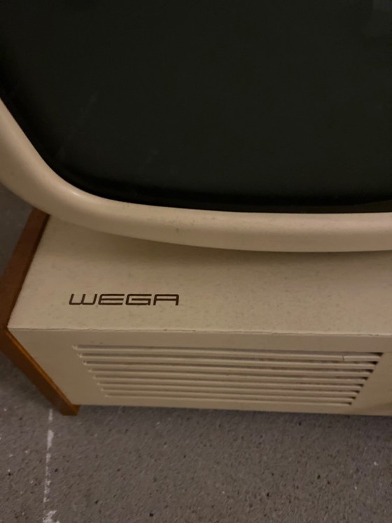 Televisore WEGA Vision 3000, crema e legno, Mobili TV, Plastica, Vintage (foto 3 di 5)