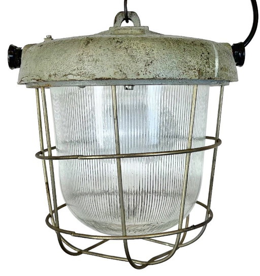 Lámpara colgante industrial de hierro fundido con forma de jaula, década de 1960