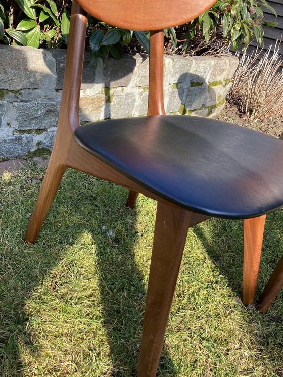 Image 1 of Van Teeffelen stoelen para Webe 