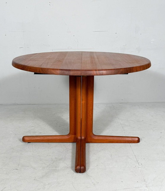 Image 1 of Uitschuifbare eettafel/tafel uit het midden van de 20e eeuw, gemaakt van teakhout door C J Rosengaarden, Denemarken, jaren 60.