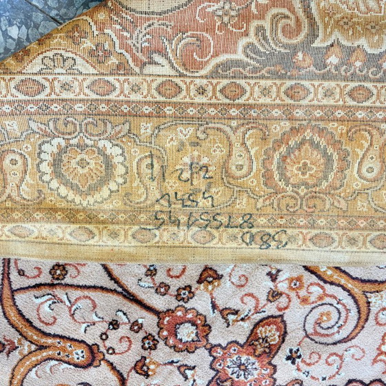 Image 1 of Large vintage rug with floral pattern