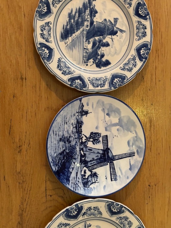 Set di 3 piatti da parete Delftsblauwe. – Stoviglie, Ceramic (photo 3 of 9)