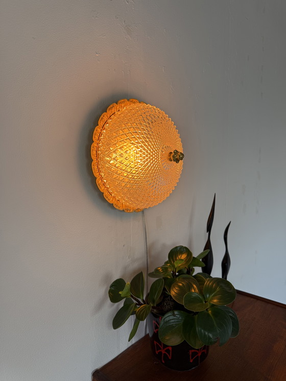 Image 1 of Vintage vergulde glazen wandlamp, Glashütte Limburg ‘60