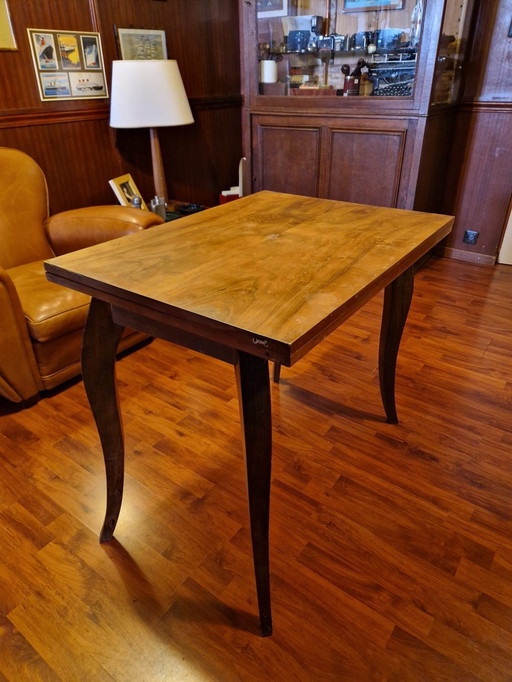 Wood veneer bridge table